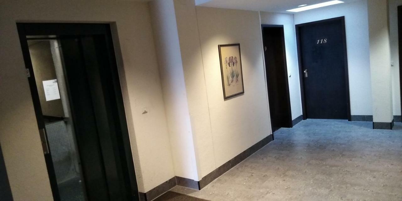 Sroom 118 And 119 In Center ريوتلنجن المظهر الخارجي الصورة